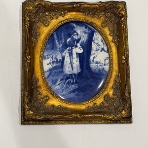DUTCH BLUE WHITE OVAL PORCELAIN TILE ORNATE GILT ANTIQUE FRAME CHILDREN